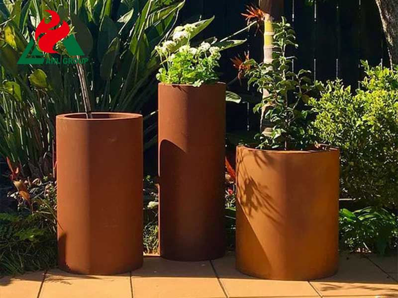 <h3>Corten Steel Water Trough - Made in the UK | LuxUnique</h3>
